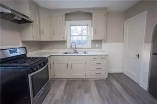 30 Messina St, Providence, RI 02908 - Photo 8