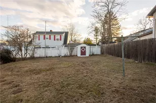 30 Messina St, Providence, RI 02908 - Photo 28