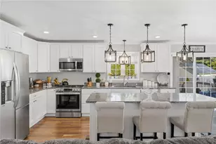 10 Corrine Dr, Johnston, RI 02919 - Photo 8