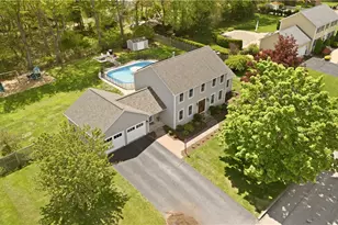10 Split Creek Ct, Cranston, RI 02921 - Photo 2