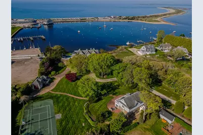 14 Pawcatuck Avenue, Westerly, RI 02891 - Photo 4
