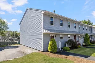 4 Smithfield Rd, North Providence, RI 02904 - Photo 2