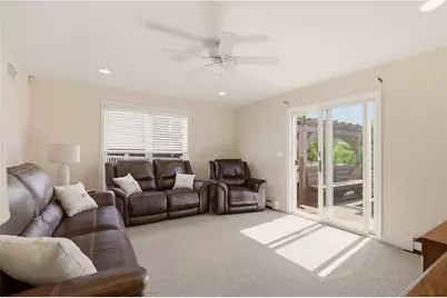 32 James Francis Terrace, Middletown, RI 02842 - Photo 16