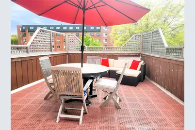 10 Collins Street #2, Newport, RI 02840 - Photo 8
