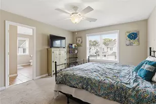 49 Silver Cup Cir, West Warwick, RI 02893 - Photo 20