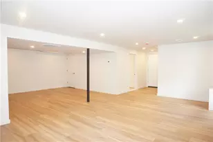 178 Highland St, Cranston, RI 02920 - Photo 28