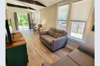 129 Connection Street, Newport, RI 02840 - Photo 6