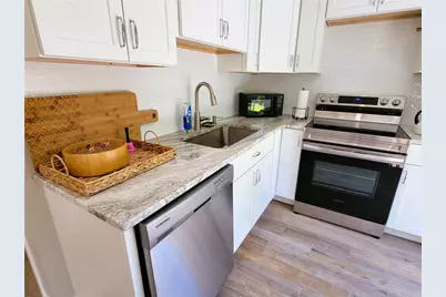 129 Connection Street, Newport, RI 02840 - Photo 2