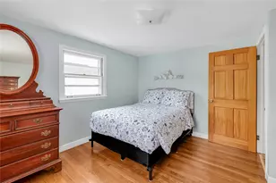 85 Treasure Rd, Narragansett, RI 02882 - Photo 18