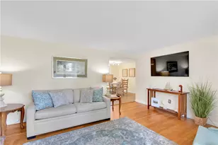 85 Treasure Rd, Narragansett, RI 02882 - Photo 6