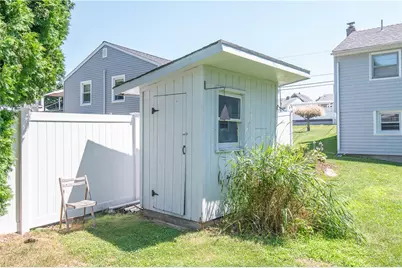 85 Treasure Road, Narragansett, RI 02882 - Photo 32