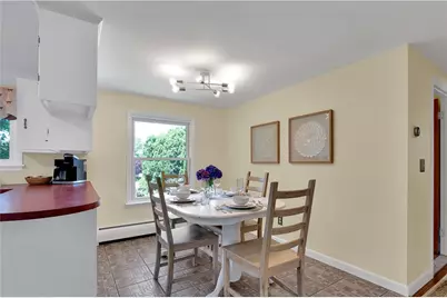 85 Treasure Road, Narragansett, RI 02882 - Photo 8