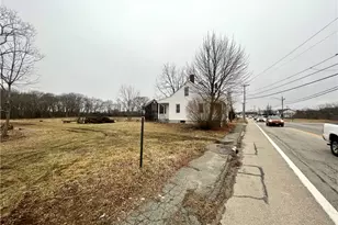 314 Market St, Warren, RI 02885 - Photo 2