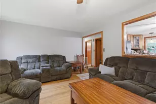107 Irene Blvd, Woonsocket, RI 02895 - Photo 6