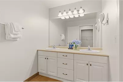 150 Bay View Drive #13, Jamestown, RI 02835 - Photo 10
