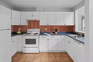 150 Bay View Dr, Jamestown, RI 02835 - Photo 4