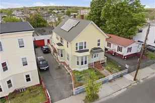 122 Perry St, Central Falls, RI 02863 - Photo 38