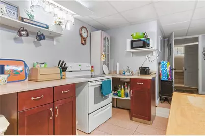 122 Perry Street, Central Falls, RI 02863 - Photo 30