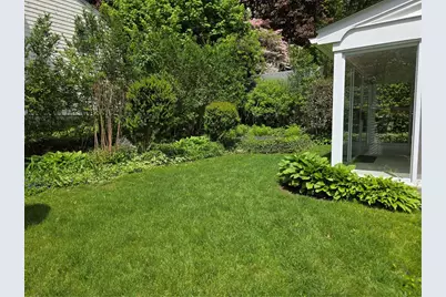 135 Cornell Street, Cranston, RI 02920 - Photo 28