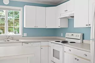 46 North Rd, Jamestown, RI 02835 - Photo 14