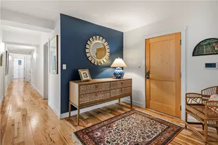 27 High St, Newport, RI 02840 - Photo 2