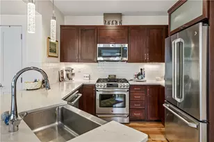27 High St, Newport, RI 02840 - Photo 18
