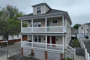 64 Yorkshire St, Providence, RI 02908 - Photo 2