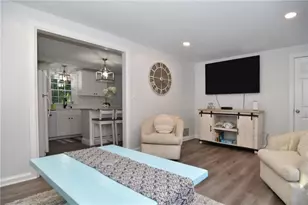 194 S Pier Rd, Narragansett, RI 02882 - Photo 4