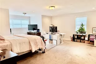 571 Fruit Hill Ave, North Providence, RI 02911 - Photo 14