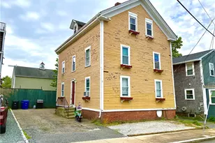 5 Simmons St, Newport, RI 02840 - Photo 30