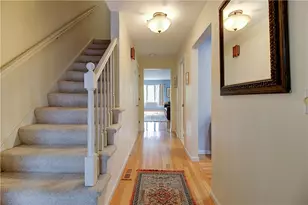 23 Waterview Dr, Smithfield, RI 02917 - Photo 2