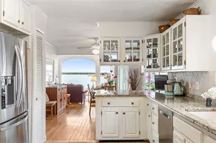 41 Buena Vista Dr, North Kingstown, RI 02852 - Photo 8