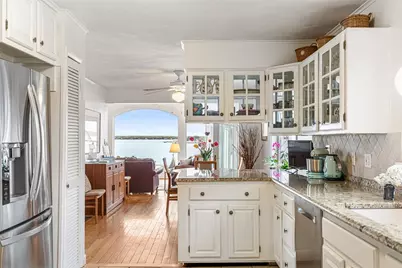 41 Buena Vista Drive, North Kingstown, RI 02852 - Photo 8