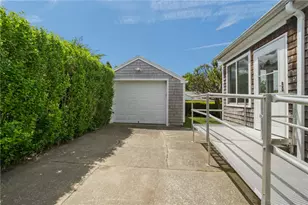 22 Stonelaw Ave, Providence, RI 02908 - Photo 18