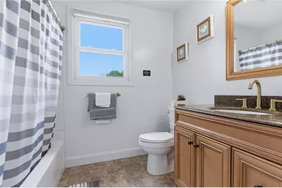 20 Stewart Street, Warwick, RI 02889 - Photo 12