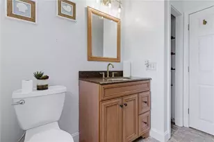 20 Stewart St, Warwick, RI 02889 - Photo 14