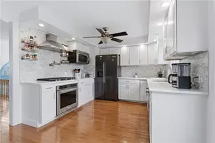 20 Stewart St, Warwick, RI 02889 - Photo 6