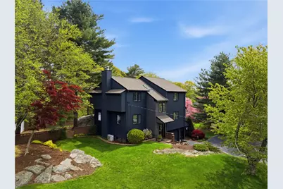 5 Aurora Drive, Cumberland, RI 02864 - Photo 2