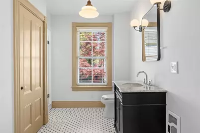 18 Barney Street #2, Newport, RI 02840 - Photo 10