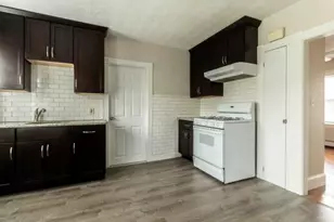 49 Ivy St, East Providence, RI 02914 - Photo 4