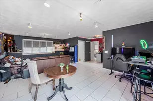 25 Doane St, Cranston, RI 02910 - Photo 24
