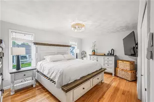 25 Doane St, Cranston, RI 02910 - Photo 18