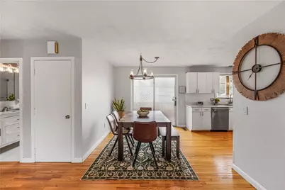 25 Doane Street, Cranston, RI 02910 - Photo 10