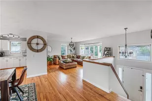 25 Doane St, Cranston, RI 02910 - Photo 14