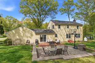 66 Maplewood Dr, East Greenwich, RI 02818 - Photo 8