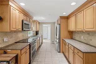 66 Maplewood Dr, East Greenwich, RI 02818 - Photo 18