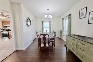 27 Cliffdale Ave, Cranston, RI 02905 - Photo 4