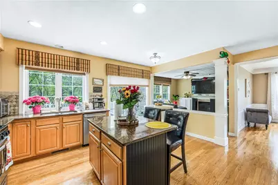 115 Castle Rock Road, Warwick, RI 02886 - Photo 12