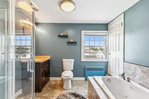 123 Scarborough Rd, Pawtucket, RI 02861 - Photo 12