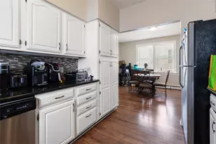 74 Sutton St, Providence, RI 02903 - Photo 10